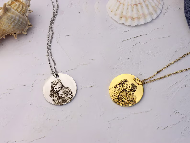 Kişiye Özel Lazer Fotoğraf Baskılı Kolye Renk Seçenekli